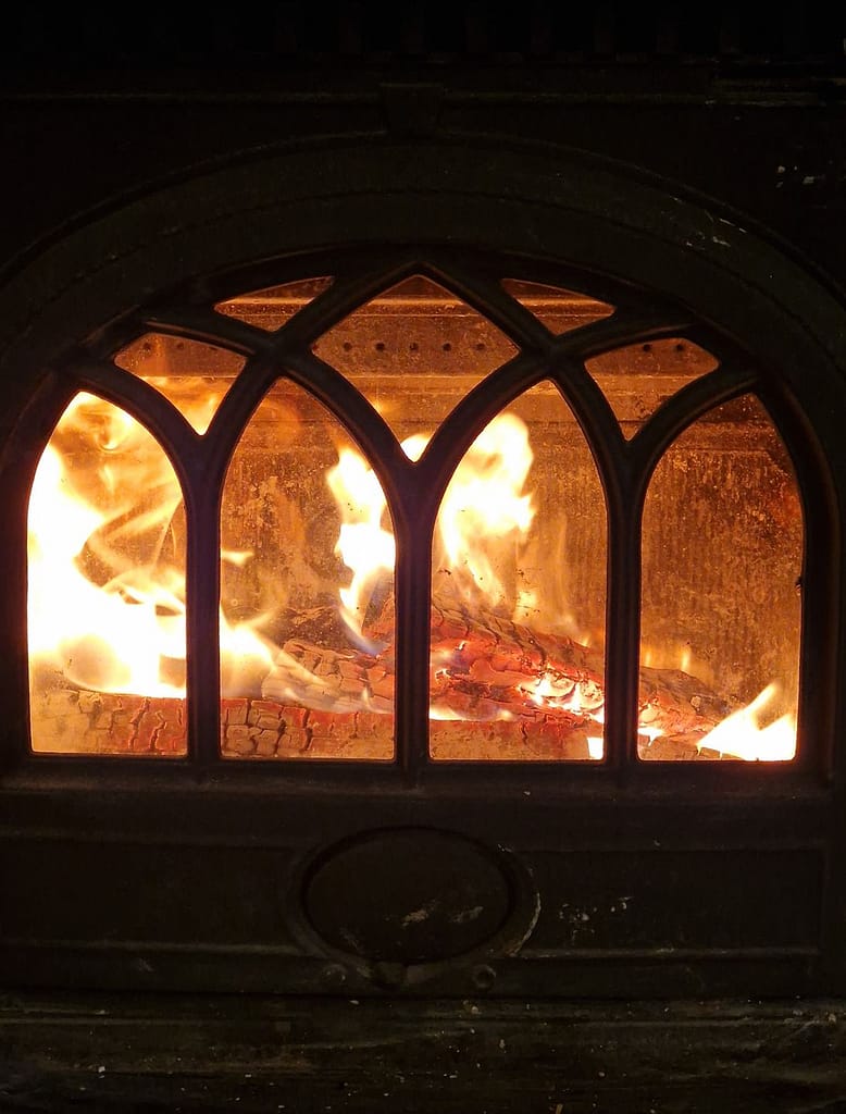 Fire ceramic in a wood stove